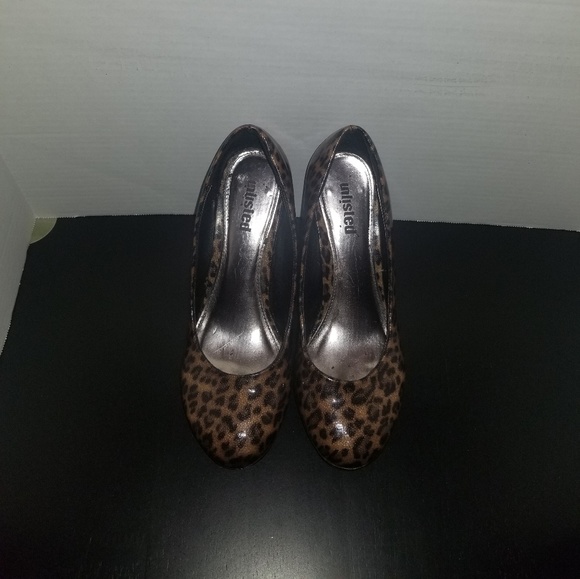 Unlisted Shoes - Unlisted Wedges